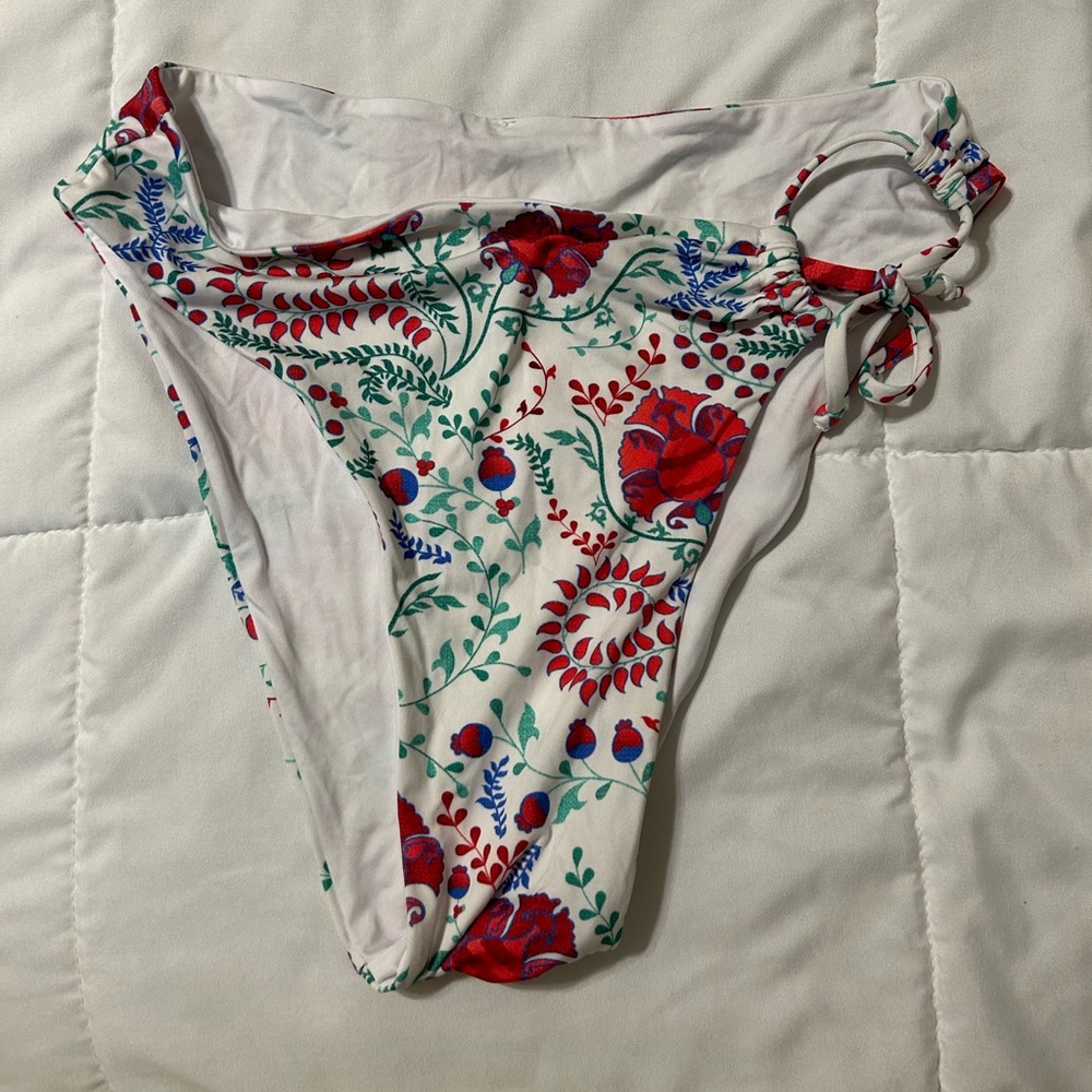 Toluca swim bottom